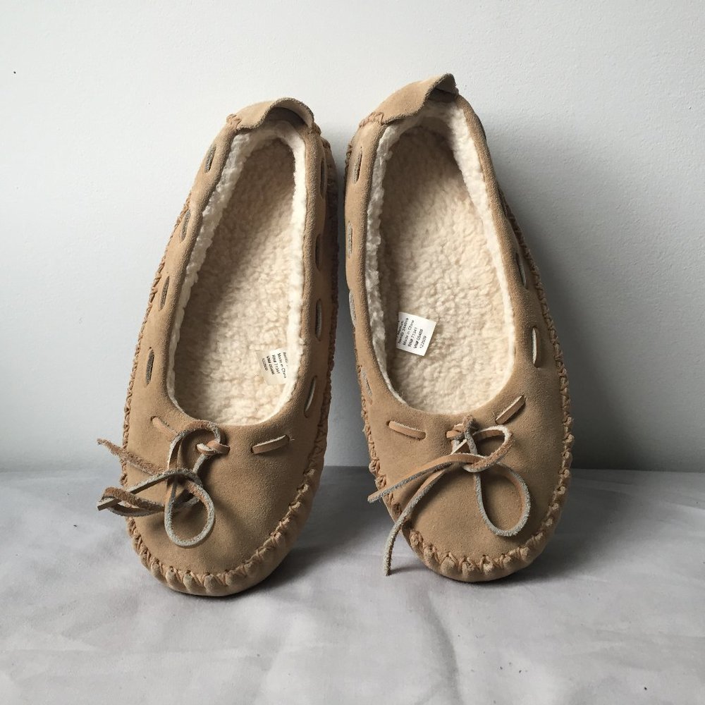 Biege Moccasins/Slippers